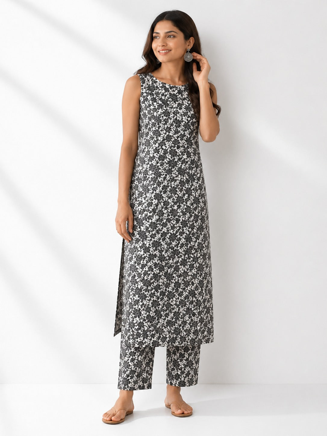 Monochrome Floral Printed Kurta Pant Co-Ord Set